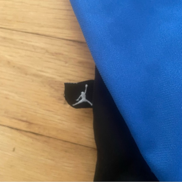2/$10 Sale! Air Jordan Zip Up Black and Blue Jacket Size 18 Months - Picture 7 of 8